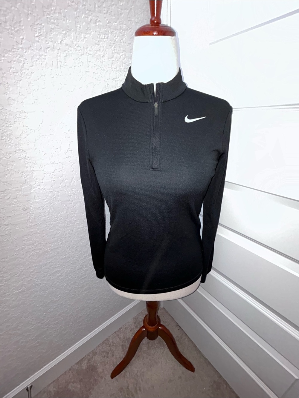 Nike 1/4 Zip Front Long Sleeve Pullover Jacket Top